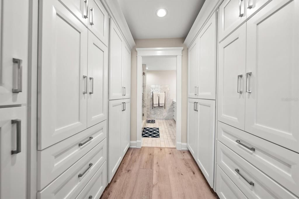 For Sale: $1,499,000 (2 beds, 2 baths, 1844 Square Feet)