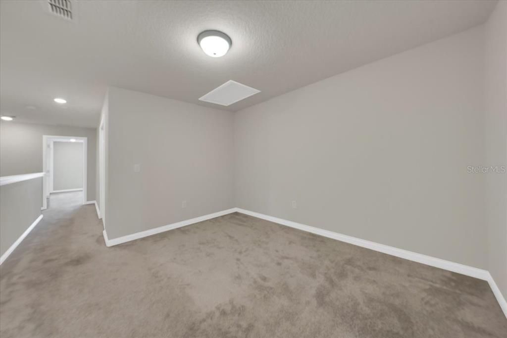 For Rent: $2,300 (2 beds, 2 baths, 1549 Square Feet)