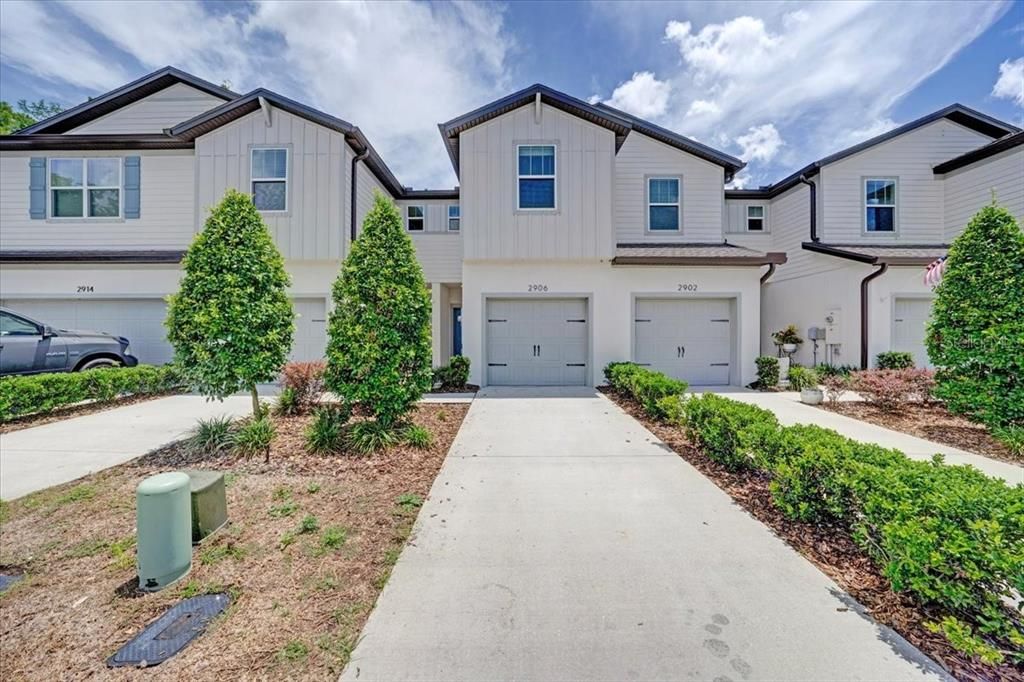 For Rent: $2,300 (2 beds, 2 baths, 1549 Square Feet)
