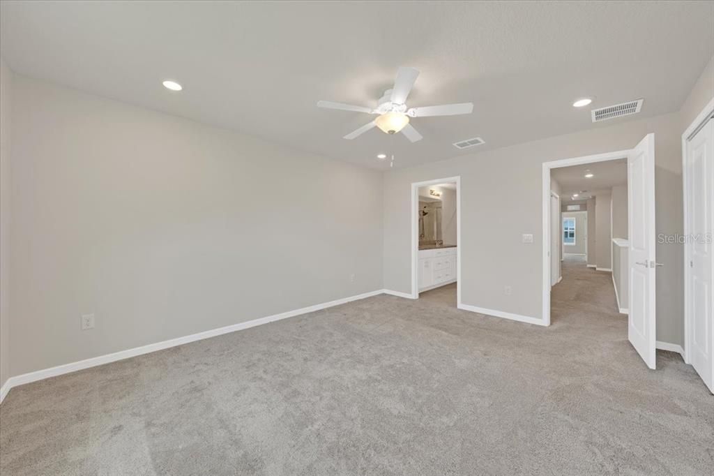 For Rent: $2,300 (2 beds, 2 baths, 1549 Square Feet)