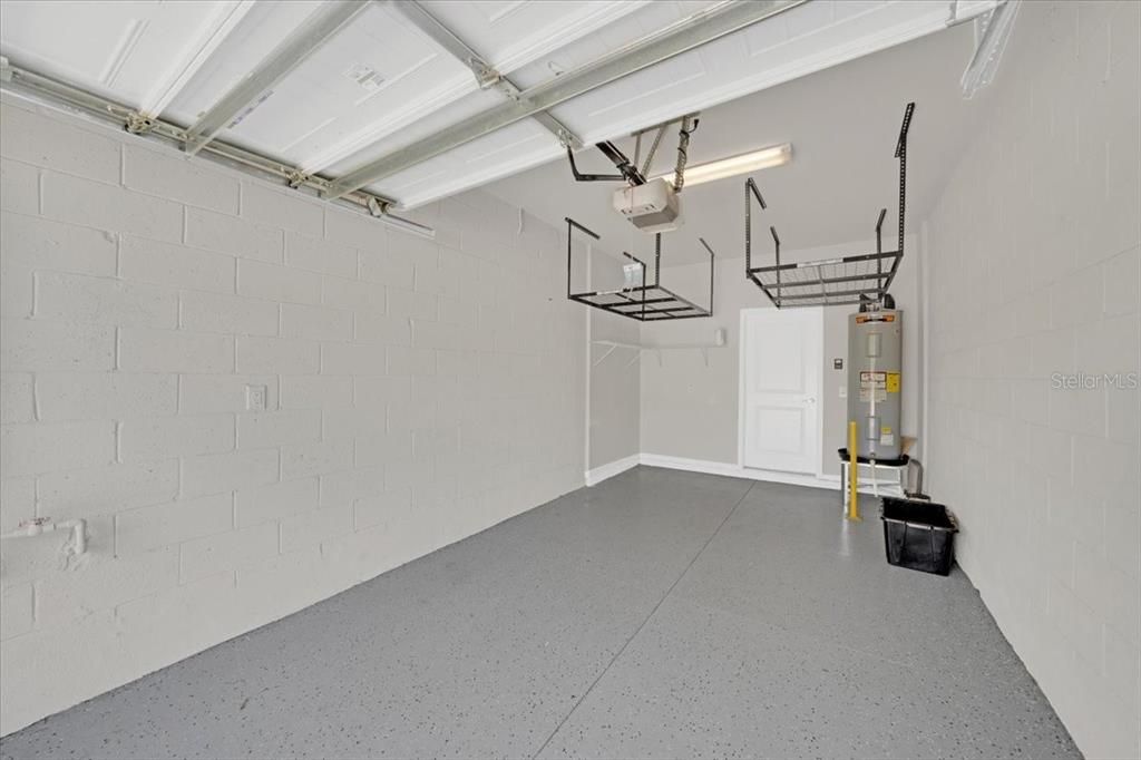 For Rent: $2,300 (2 beds, 2 baths, 1549 Square Feet)
