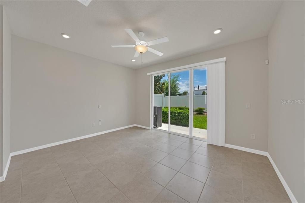 For Rent: $2,300 (2 beds, 2 baths, 1549 Square Feet)