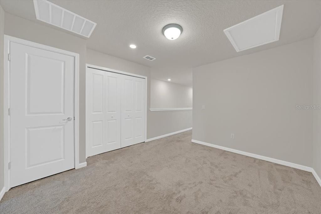 For Rent: $2,300 (2 beds, 2 baths, 1549 Square Feet)
