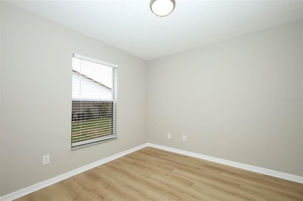 For Rent: $1,950 (3 beds, 2 baths, 1056 Square Feet)
