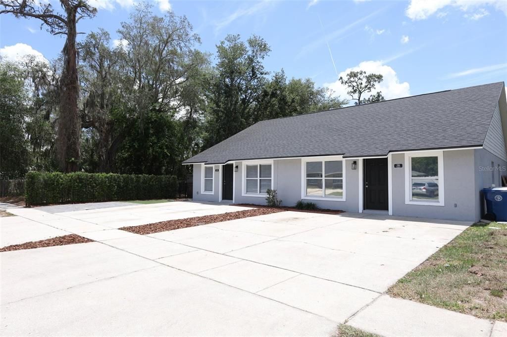 For Rent: $1,950 (3 beds, 2 baths, 1056 Square Feet)