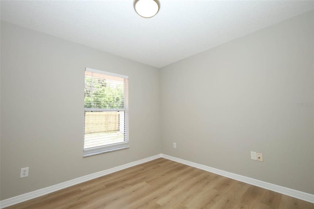 For Rent: $1,950 (3 beds, 2 baths, 1056 Square Feet)
