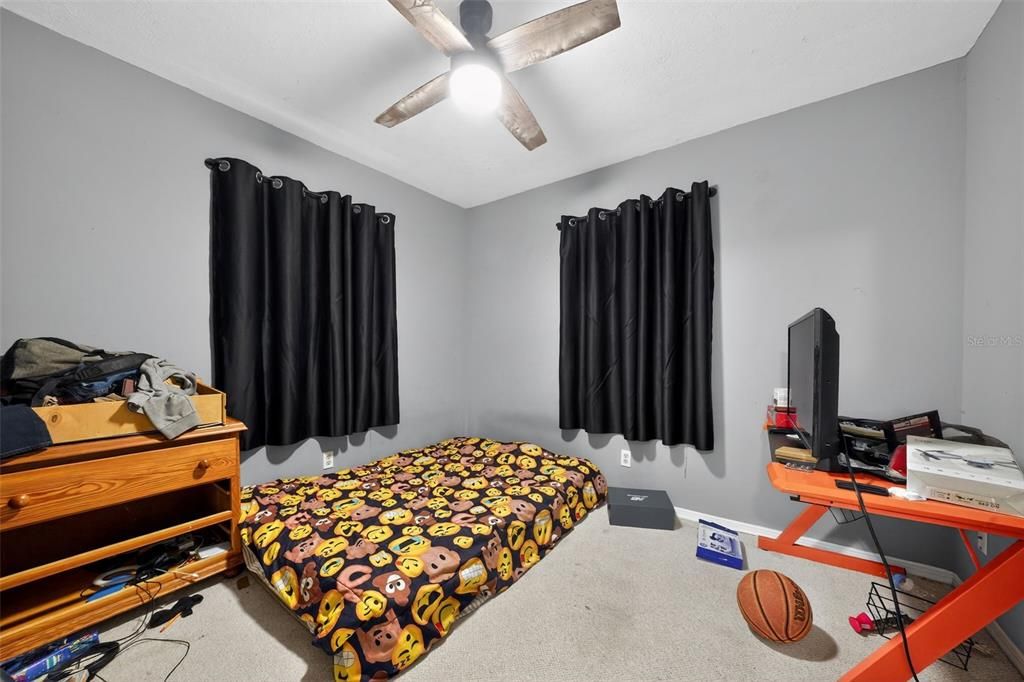 For Sale: $299,000 (3 beds, 2 baths, 2000 Square Feet)