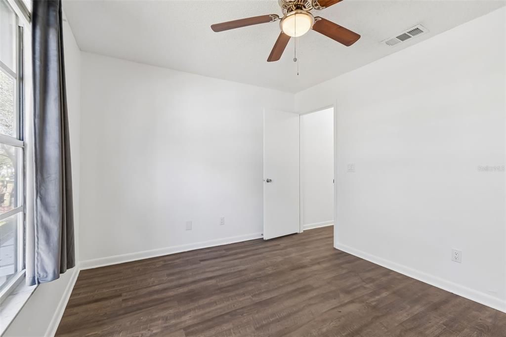 En Venta: $245,000 (3 camas, 2 baños, 1368 Pies cuadrados)