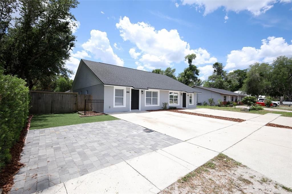 For Rent: $2,100 (3 beds, 2 baths, 1056 Square Feet)