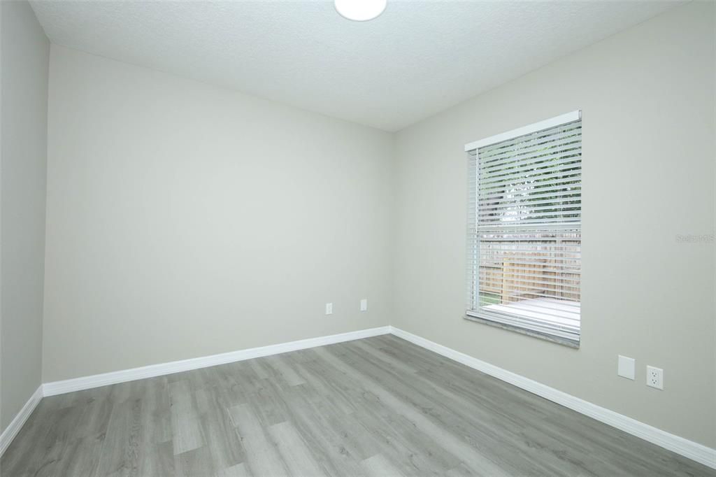 For Rent: $2,100 (3 beds, 2 baths, 1056 Square Feet)