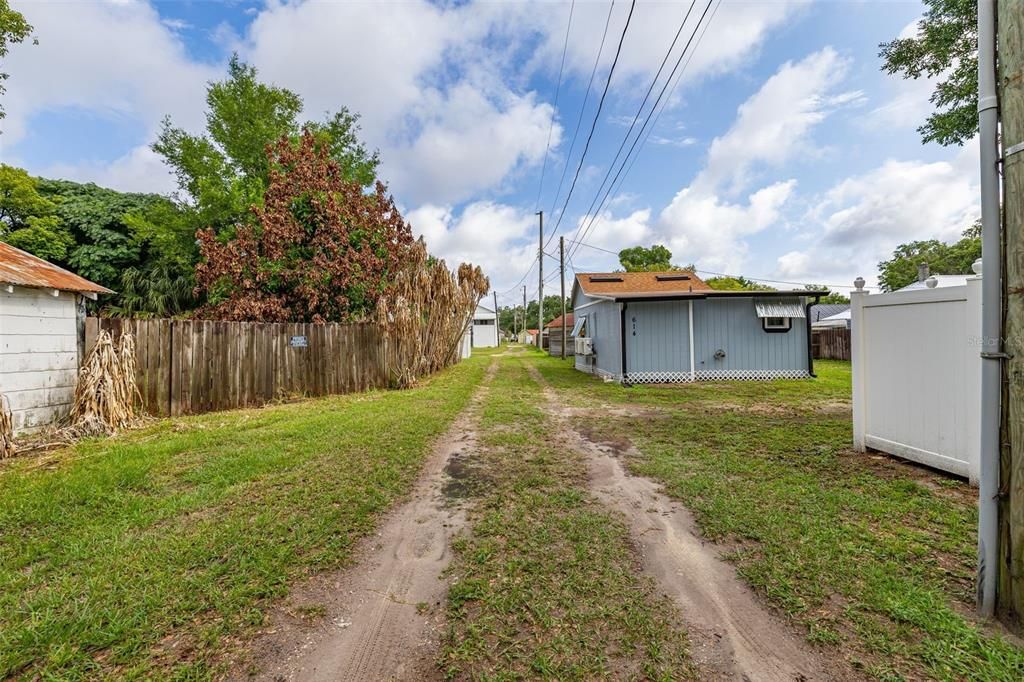 Active With Contract: $375,000 (3 beds, 2 baths, 1346 Square Feet)