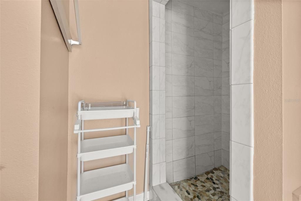 Active With Contract: $375,000 (3 beds, 2 baths, 1346 Square Feet)