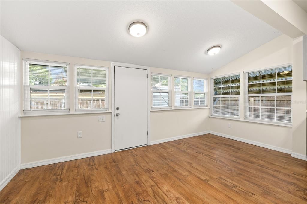 Active With Contract: $375,000 (3 beds, 2 baths, 1346 Square Feet)