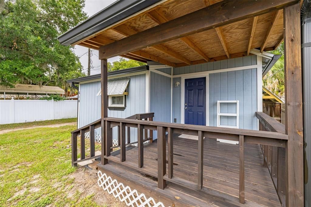 Active With Contract: $375,000 (3 beds, 2 baths, 1346 Square Feet)