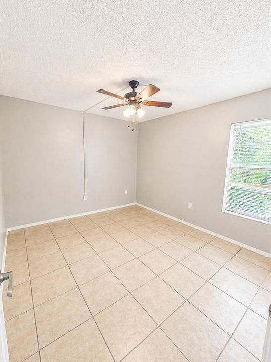 For Rent: $1,600 (2 beds, 1 baths, 784 Square Feet)