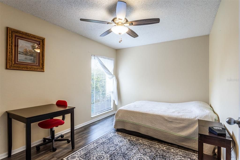 En Venta: $174,900 (2 camas, 2 baños, 1098 Pies cuadrados)