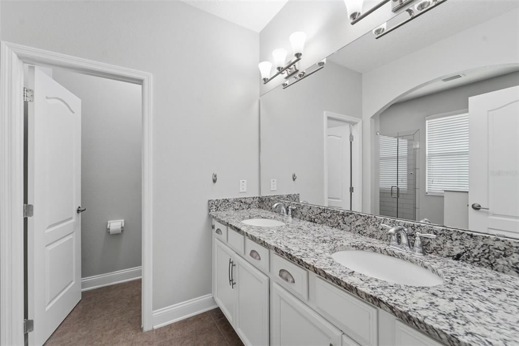 For Sale: $424,900 (3 beds, 2 baths, 2112 Square Feet)