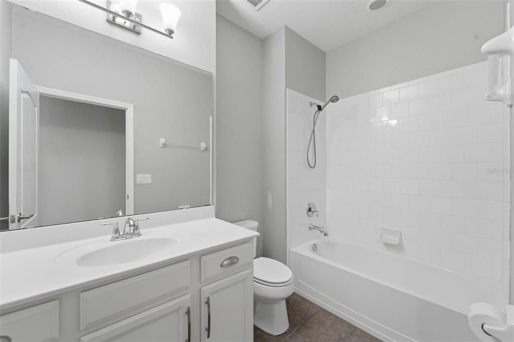 For Sale: $424,900 (3 beds, 2 baths, 2112 Square Feet)