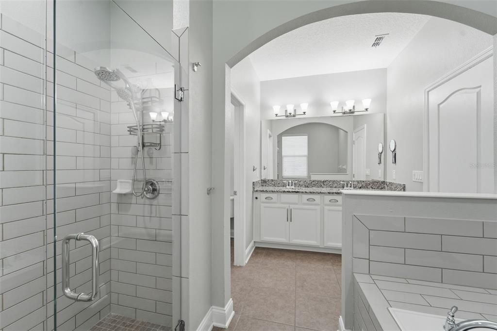 For Sale: $424,900 (3 beds, 2 baths, 2112 Square Feet)