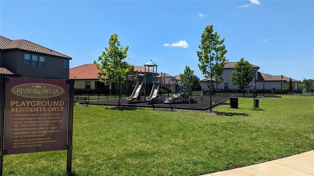For Sale: $424,900 (3 beds, 2 baths, 2112 Square Feet)