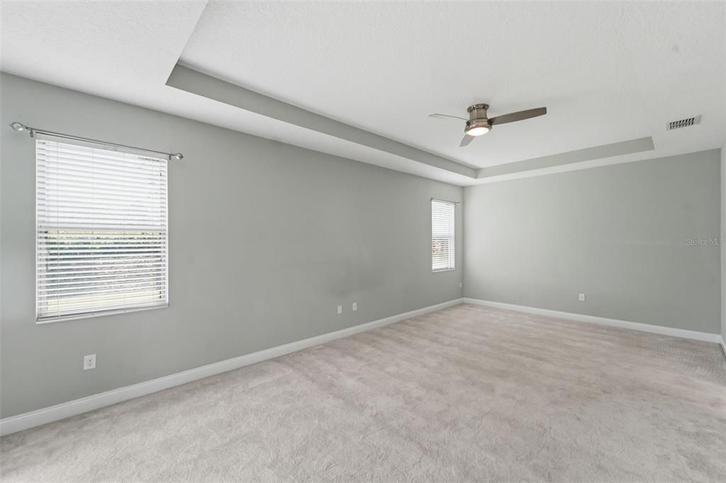 For Sale: $424,900 (3 beds, 2 baths, 2112 Square Feet)