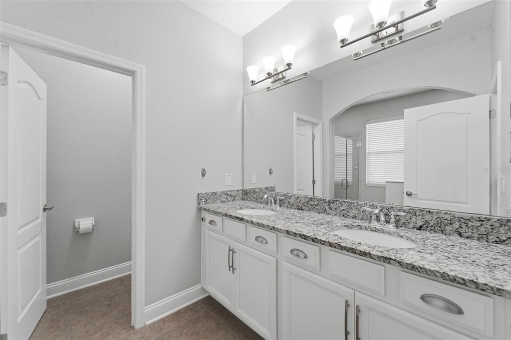 For Sale: $424,900 (3 beds, 2 baths, 2112 Square Feet)
