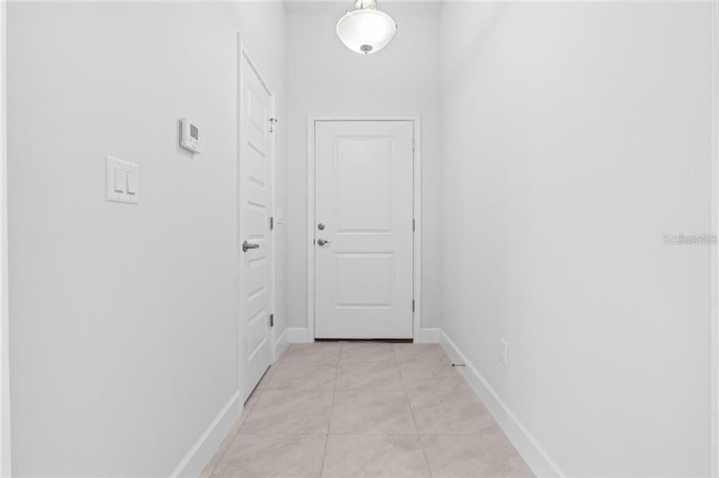 En Venta: $324,900 (3 camas, 2 baños, 1368 Pies cuadrados)