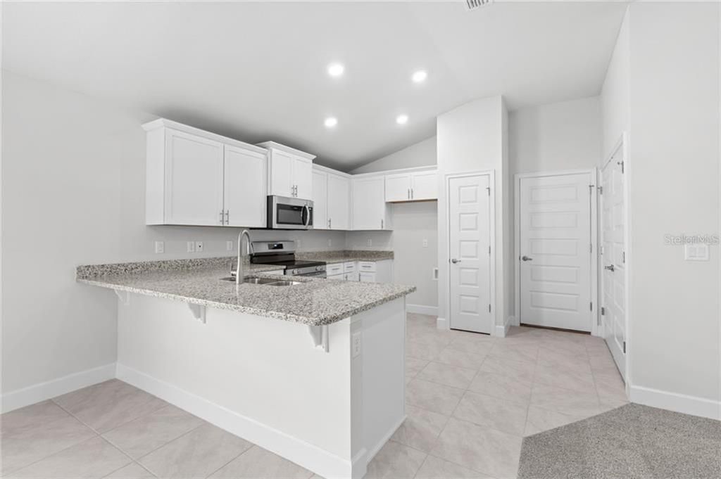 En Venta: $324,900 (3 camas, 2 baños, 1368 Pies cuadrados)
