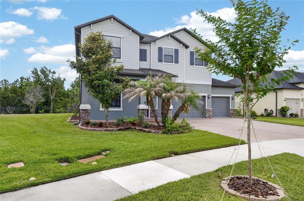 For Rent: $3,400 (5 beds, 3 baths, 2964 Square Feet)