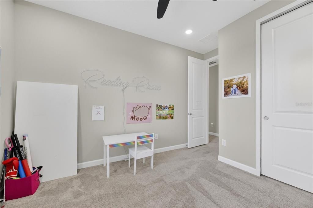 For Rent: $3,400 (5 beds, 3 baths, 2964 Square Feet)