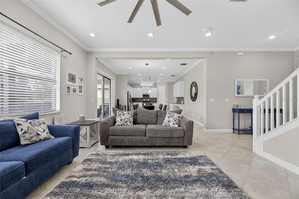 For Rent: $3,400 (5 beds, 3 baths, 2964 Square Feet)