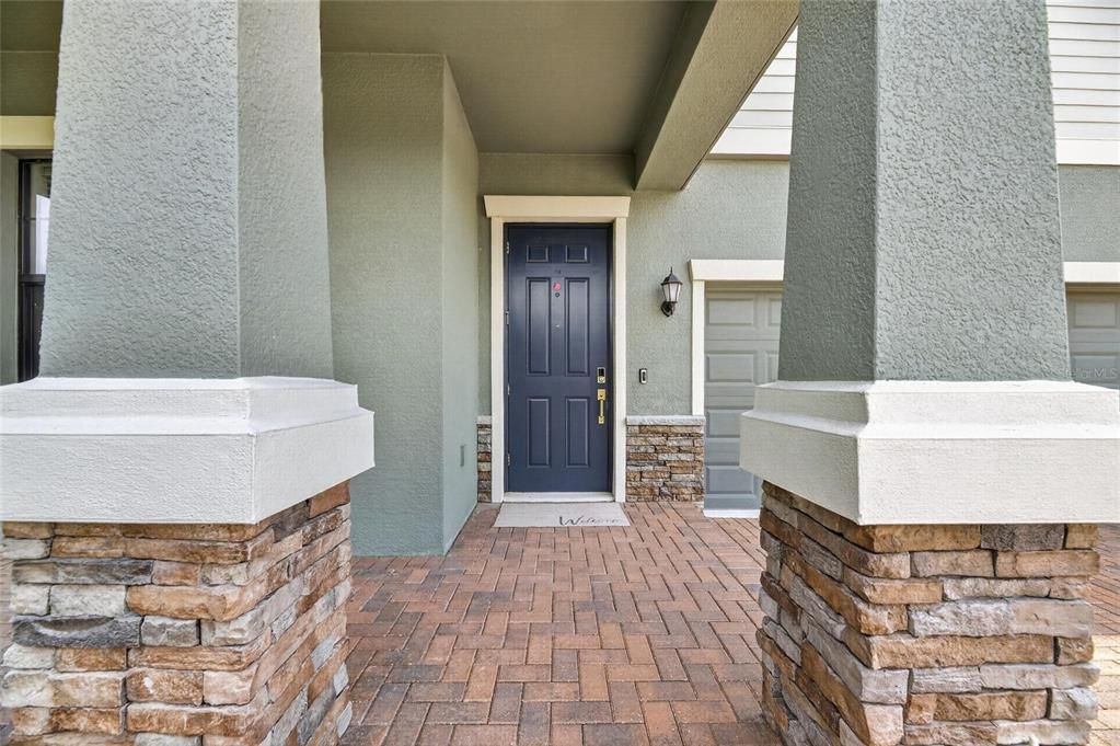 For Rent: $3,400 (5 beds, 3 baths, 2964 Square Feet)