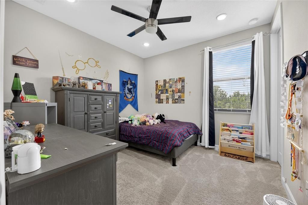 For Rent: $3,400 (5 beds, 3 baths, 2964 Square Feet)
