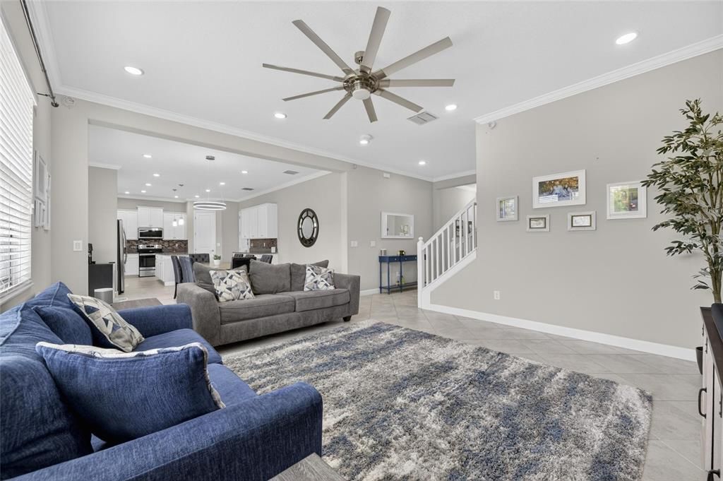 For Rent: $3,400 (5 beds, 3 baths, 2964 Square Feet)
