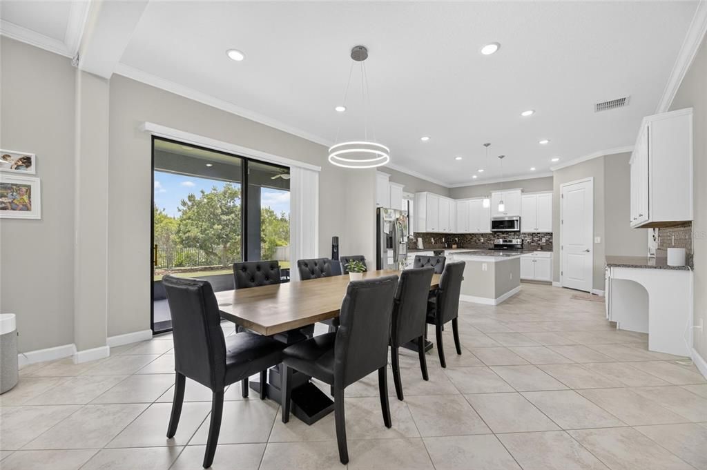 For Rent: $3,400 (5 beds, 3 baths, 2964 Square Feet)