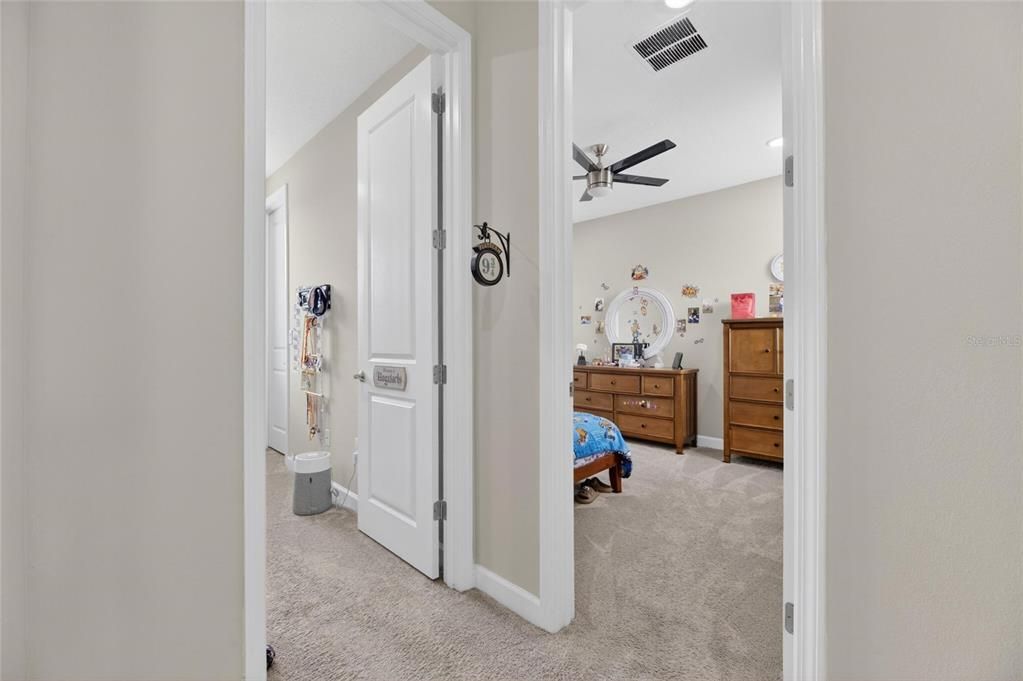 For Rent: $3,400 (5 beds, 3 baths, 2964 Square Feet)