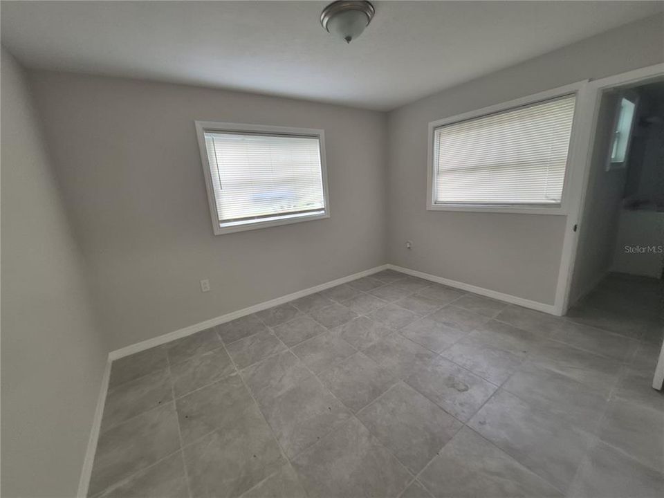 For Rent: $1,695 (4 beds, 2 baths, 900 Square Feet)