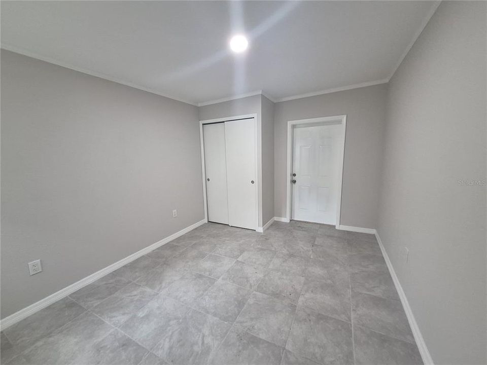 For Rent: $1,695 (4 beds, 2 baths, 900 Square Feet)