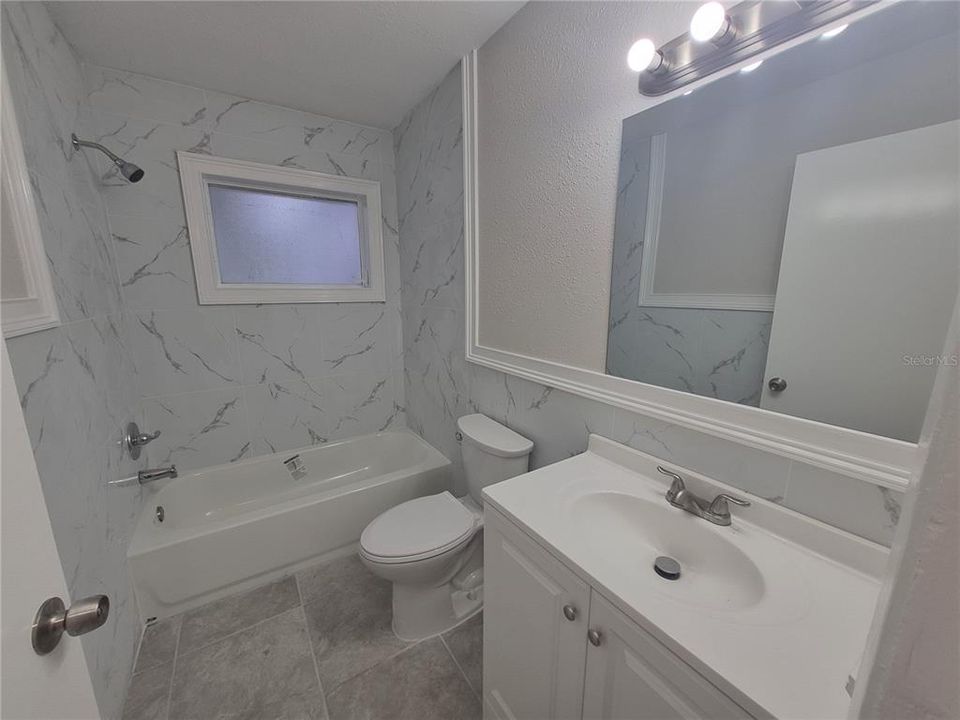 For Rent: $1,695 (4 beds, 2 baths, 900 Square Feet)
