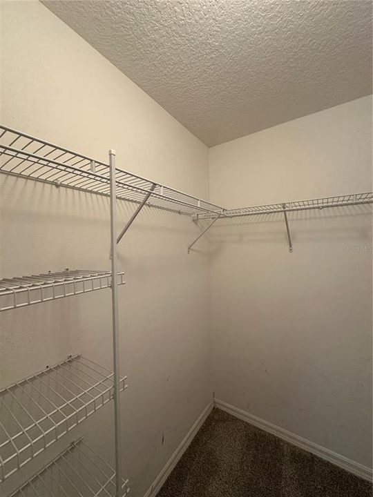 В аренду: $2,250 (4 спален, 2 ванн, 1848 Квадратных фут)