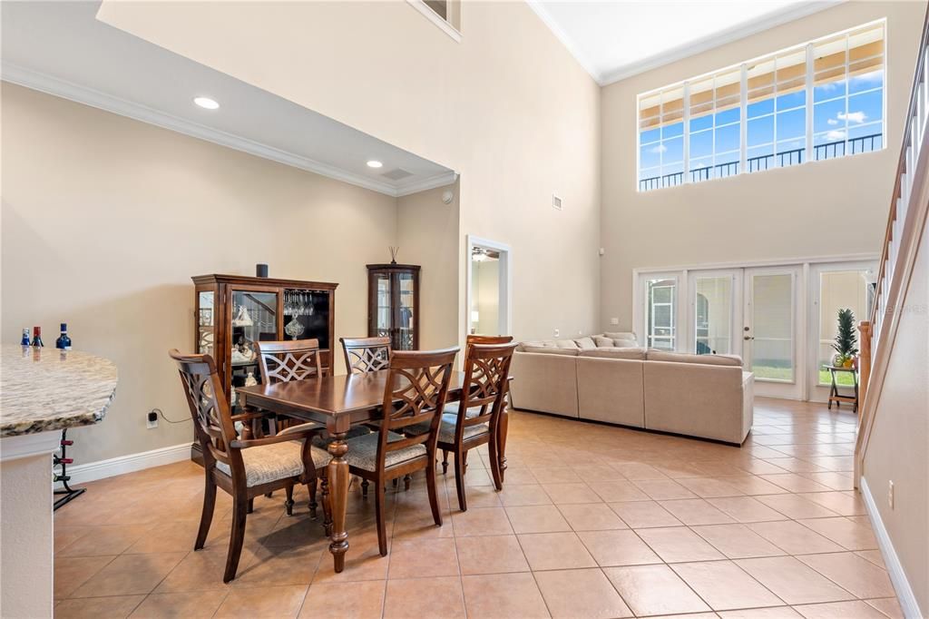 For Sale: $550,000 (3 beds, 2 baths, 2281 Square Feet)