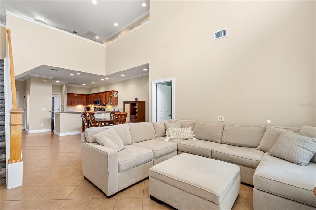 For Sale: $550,000 (3 beds, 2 baths, 2281 Square Feet)