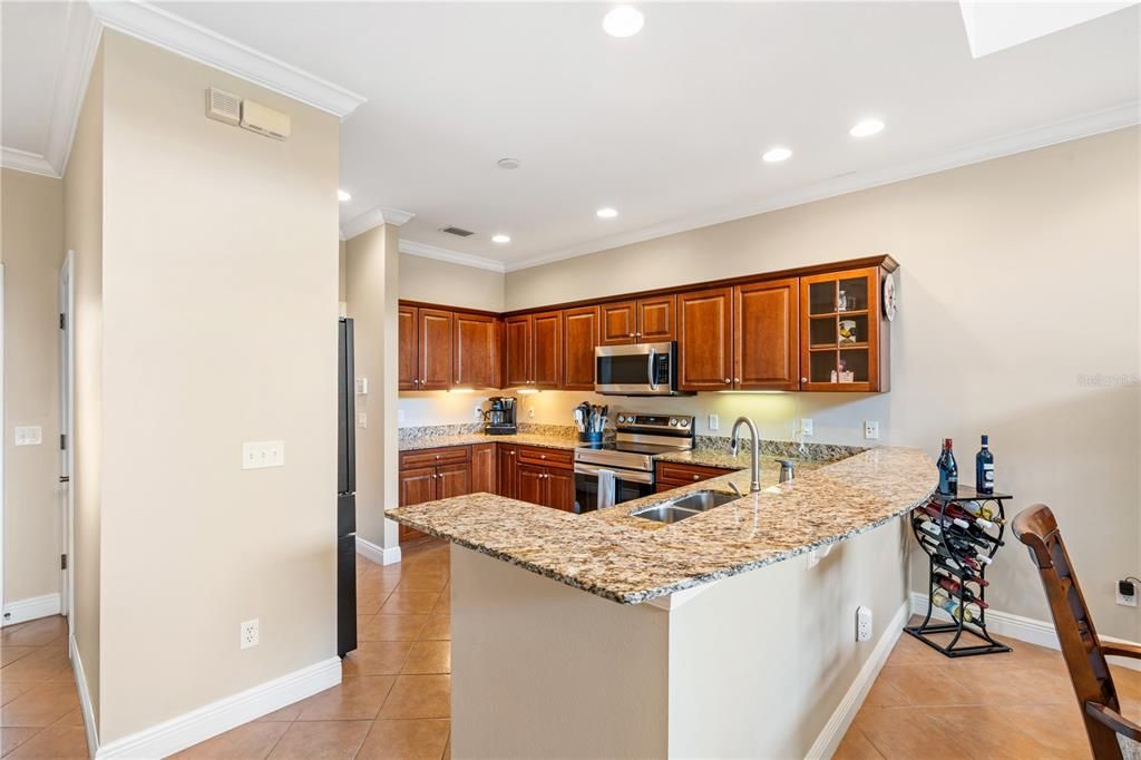 For Sale: $550,000 (3 beds, 2 baths, 2281 Square Feet)