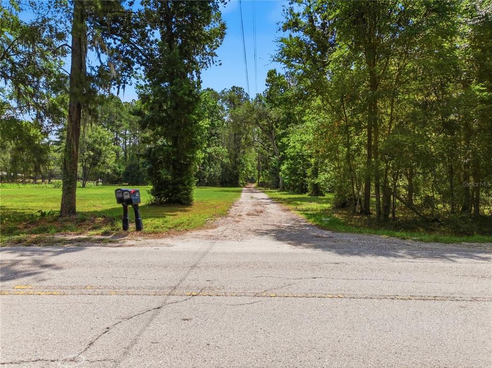 待售: $289,000 (5.00 acres)