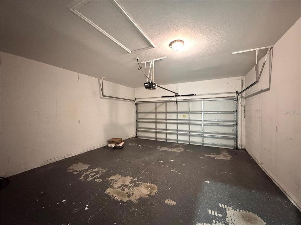 En Renta: $2,399 (4 camas, 2 baños, 1660 Pies cuadrados)