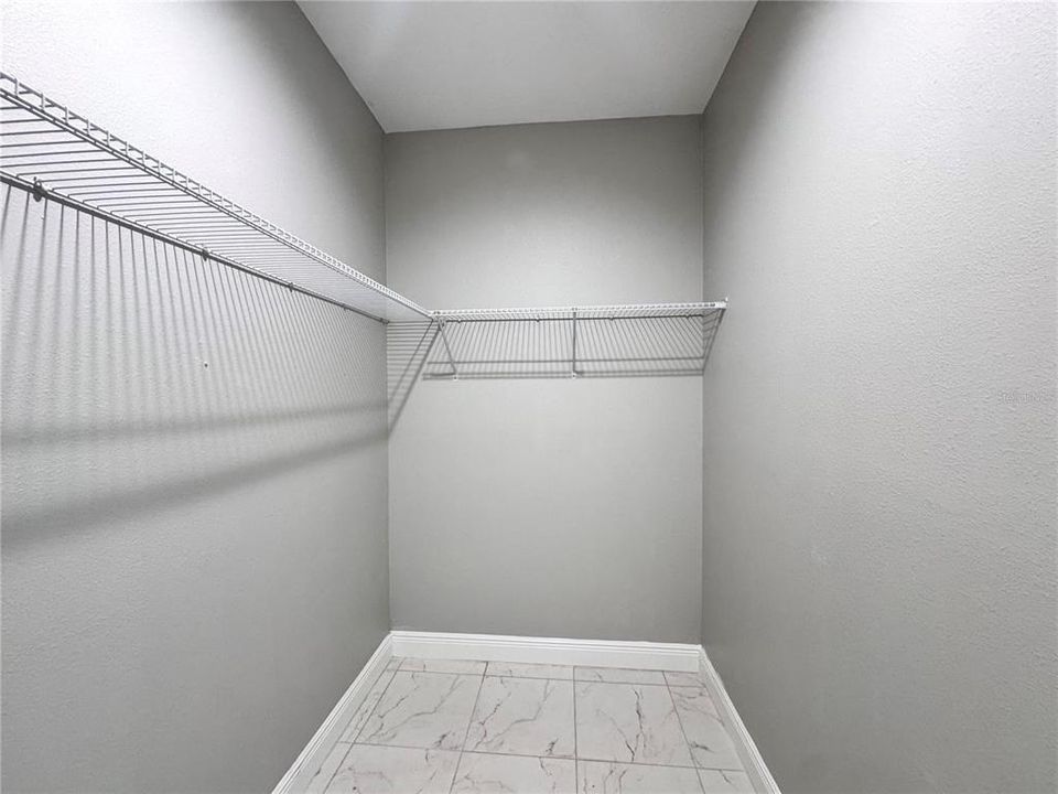 En Renta: $2,399 (4 camas, 2 baños, 1660 Pies cuadrados)