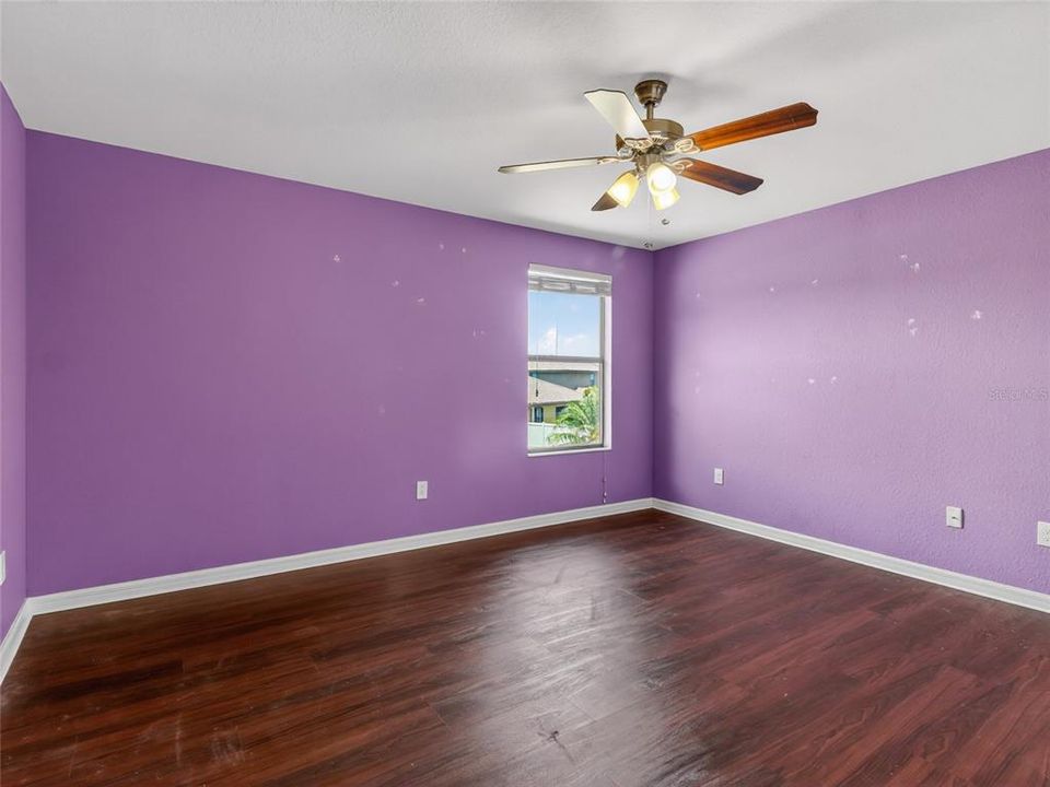 For Sale: $750,000 (5 beds, 3 baths, 3468 Square Feet)