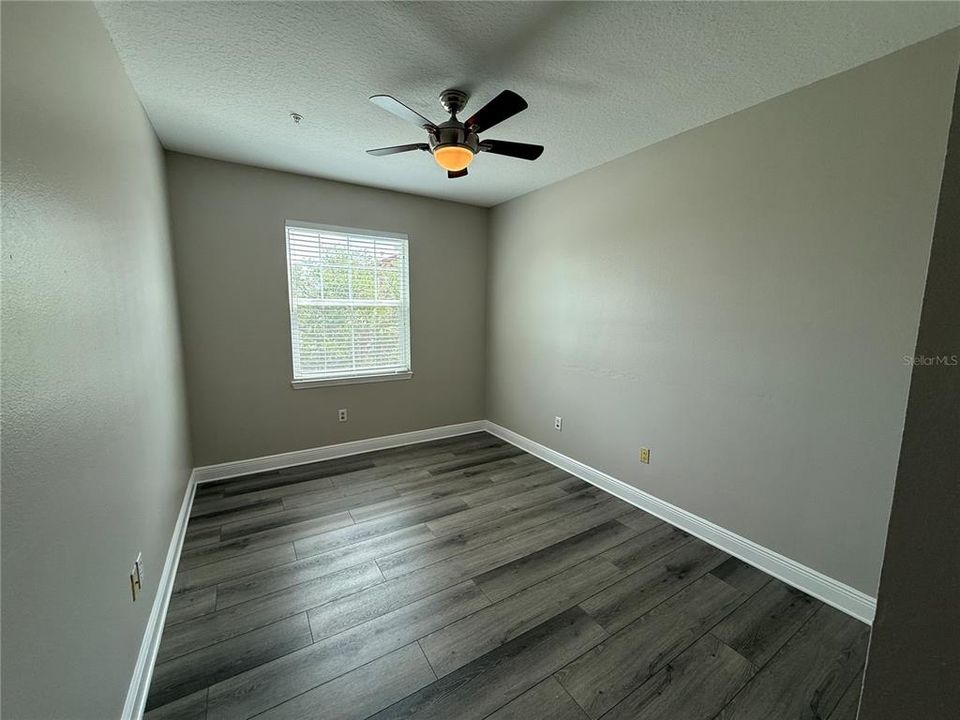For Sale: $259,999 (2 beds, 2 baths, 1146 Square Feet)