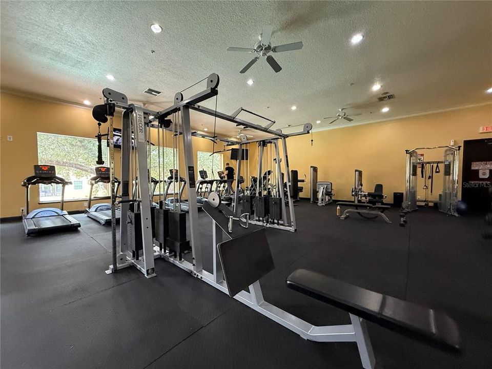 For Sale: $259,999 (2 beds, 2 baths, 1146 Square Feet)