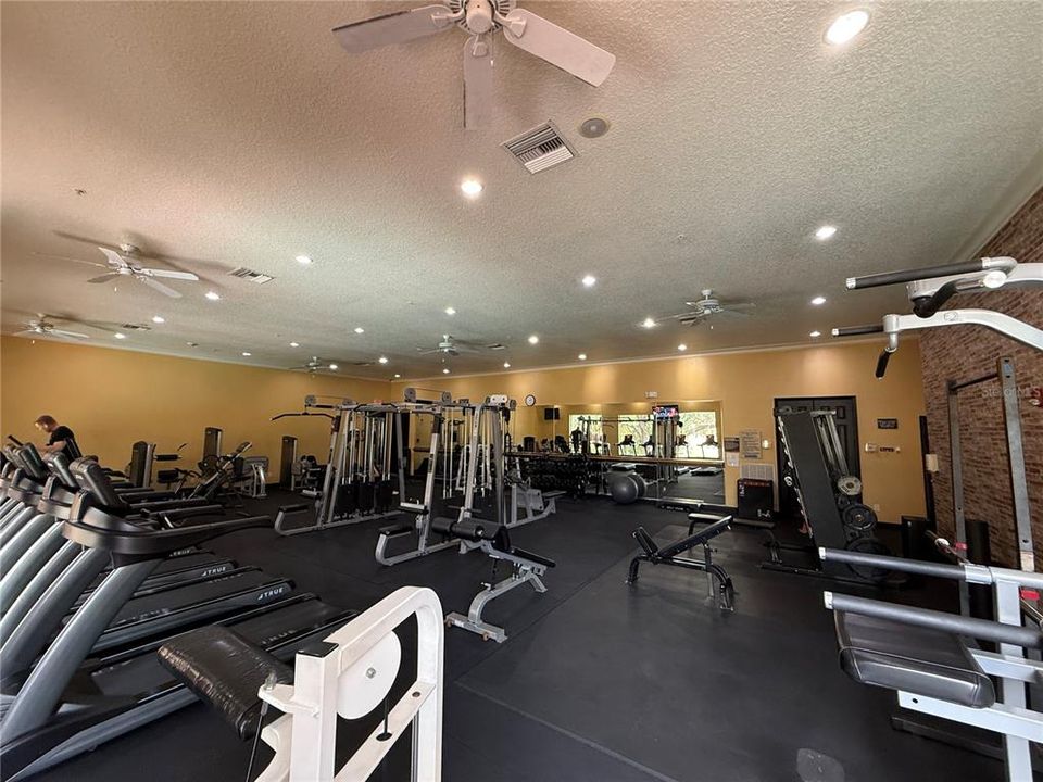 For Sale: $259,999 (2 beds, 2 baths, 1146 Square Feet)